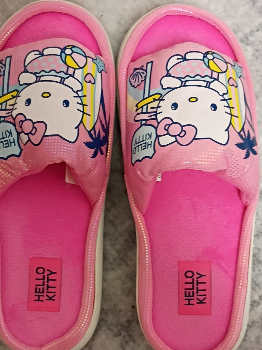 Hello Kitty Pink Kids Slip-On Clogs with Character Print